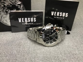 Incredible Brand New $595 VERSACE / VERSUS Chronograph Style Watch - Box / Cards  Warranty - High Quality