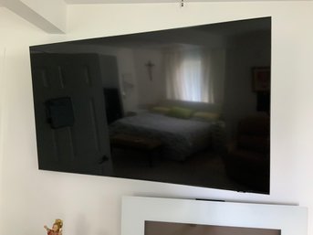 Samsung 75' Flatscreen TV