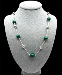 Lovely Green Swirl Polished Beaded Necklace