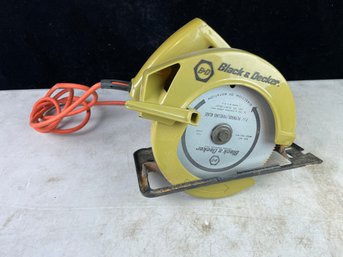 Black And Decker Circular Saw