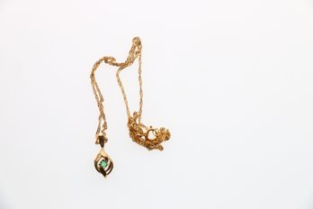 14k Yellow Gold Emerald Pendant Necklace