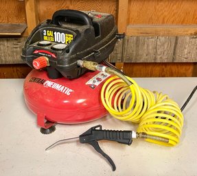 Central Pneumatic 3 Gallon Oilless 100 PSI Air Compressor (Tested And Working)