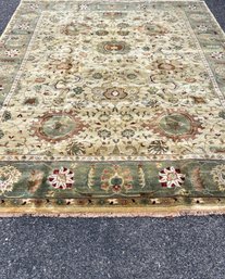 A Hand Knotted Indo Persian Wool Rug - Vegetable Dye