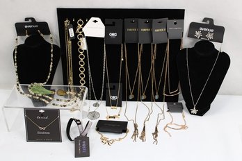 Necklace Lot 1   Large Assortment Of Necklaces - Most Have Tags - Unused Stock