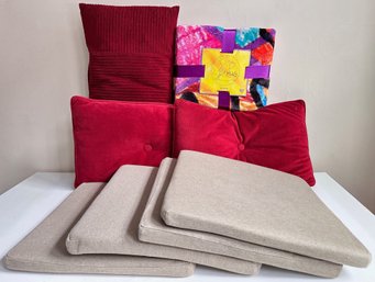 New Penzeys Fleece Throw, 3 Accent Pillows & 4 Foam Seat Cushions With Washable Covers