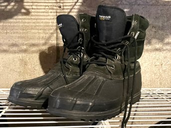 A Pair Of Men's Thinsulate Boots