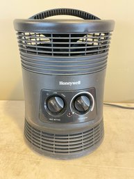 Honeywell HHF360V 360 Degree Surround Fan Forced Heater With Surround Heat Output
