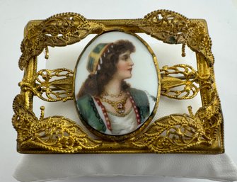 GILT METAL C CLASP HAND PAINTED PORTRAIT SASH BROOCH