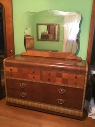 Early Art Deco Chest Of Drawers With Etched Scalloped Mirror