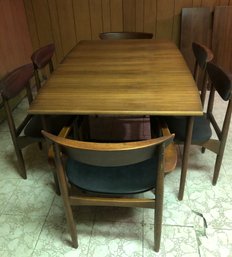 MCM Dining Table With Custom Pad, Chairs And Two Leaves - Repair On One Leg