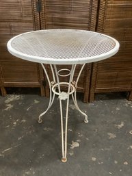 White Round Patio Table