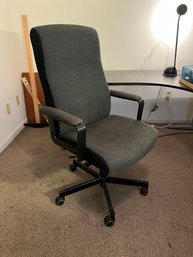 Gray Rolling Desk / Office Chair