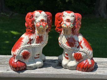 Vintage Staffordshire STYLE Unmarked King Charles Spaniel Dog Pair Figurines 7' H  READ DESCRIPTION