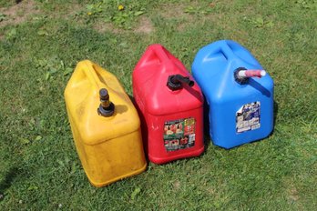 3 Gas Cans