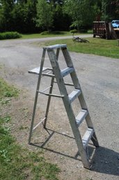 5 Ft Aluminum Ladder Decent Shape