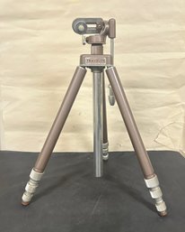 White Hall Travelite Adjustable Tripod. RC/B2