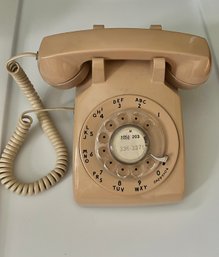 Vintage Tan Bell System Western Electric Rotary Dial Telephone ( READ Description)