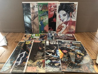 15 Random Comic Books - See Pictures.   Lot 218