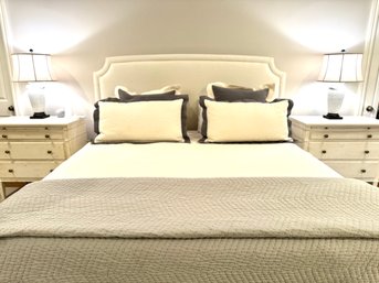 King Size Upholstered Contemporary Bedframe