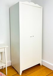 A Modern Composite Wardrobe Cabinet