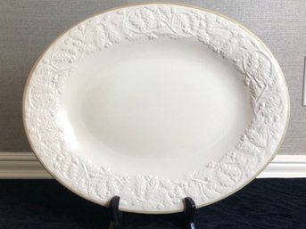 Fioriware Oak Leaf Linen And Bone Saucer 16' Platter