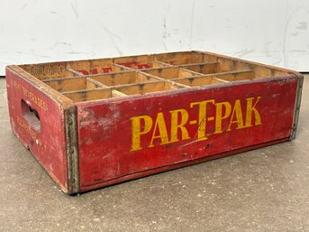 A Vintage Par-T-Pak Beverage Box