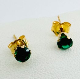 10K GOLD 4MM EMERALD STUD EARRINGS