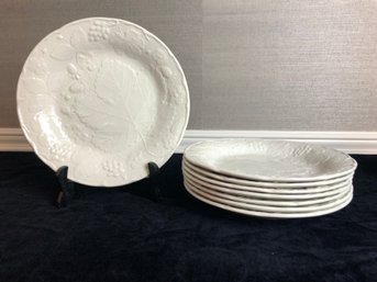 Burgess & Leigh Strawberry And Grape Leaf Dinner Plates - Set Of 8