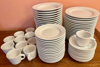 William Sonoma Dish Set: Dinner Plates, Salad Plates & Soup Bowls, Teacups & Saucers, Very Lightly Used