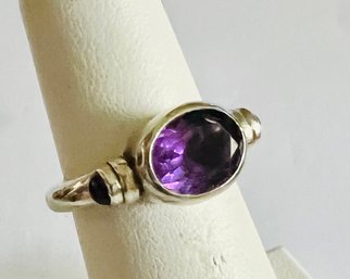 VINTAGE AMETHYST AND GARNET STERLING SILVER RING