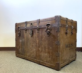 Headley And Farmer Steamer Trunk With Linen Lined Interior Segments - On Unilateral Casters