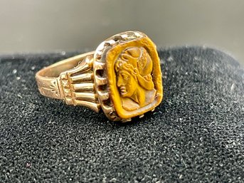 14k Gold And Carved Tiger Eye Stone, Size 9  Neoclassic Ring. 2.2 DWT (ring 7)
