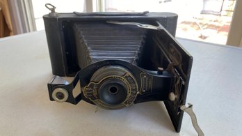 An ANTIQUE KODAK Eastman No 3-A Autographic Brownie Folding Camer