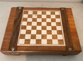 A Vintage Backgammon And Chess Travel Set