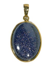 Gold Over Sterling Silver Pendant Having Black Stone Wich Sparkles