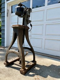 Vintage Linley Brothers Stamping?/Punching ? Machine. Value Might Be In The Legs.