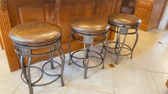 Hillsdale Furniture Set Of Three Swivel Backless Stool 'montello'