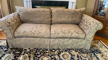 Hickory Hill Furniture Classic Two Cushions Sofa