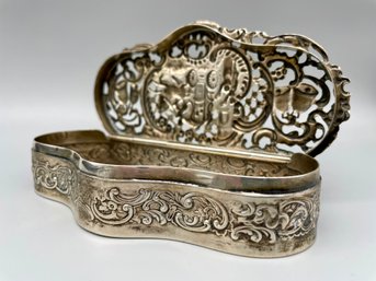 Antique, 1905  English Sterling Silver Ornate Pierced Trinket Box. 140 Grams.