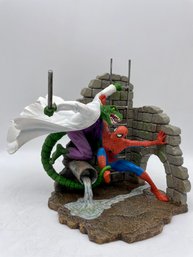 Spider Man Vs The Lizard , 6.5' Tall Limited Edition Resin Sculpture.