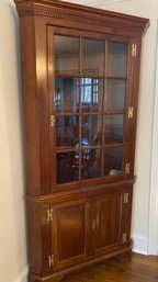 Stickley Vintage Cherry Wood Corner  Curiocabinet