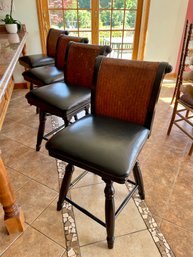 Four Country Style ,swivel Bar/countertop  Stools With Rush Back