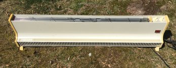 Patton 40' Long Portable Plug In Electric Baseboard Room Heater