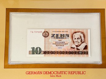 GERMAN DEMOCRATIC REPUBLIC - Zehn Mark -   Uncirculated Foreign Paper Money With Info/ History