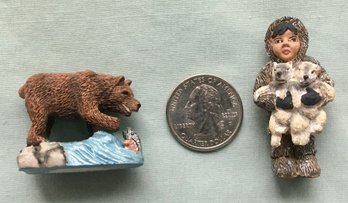 Lot Of 2 Vintage Boyds Tiny Miniature Resin Stone Figurines. Eskimo Holding Baby Bear Cubs & Bear W/ Salmon