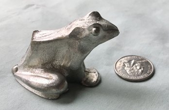 Vintage Tiny Miniature Cast Nickle Iron Toy Frog / Toad Figure