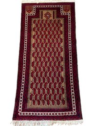 Vintage Persian Wool Rug. 5'4' X 2'6'.