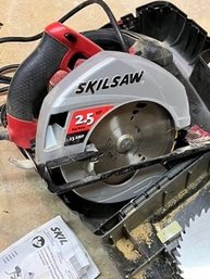 Skilsaw  Skil Circular Saw