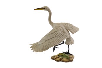 STUNNING BOEHM USA PORCELAIN EGRET IN FLIGHT POSITION FIGURINE