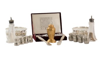 DINING AND ENTERTAINING TABLE ACCESSORIES